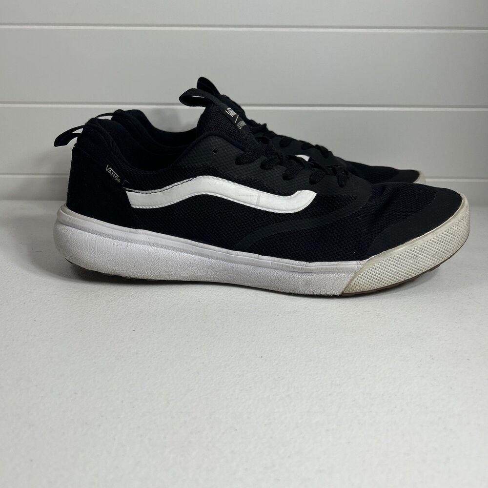 VANS UltraRange Men’s Shoes Size 13 Black/White Lightweight